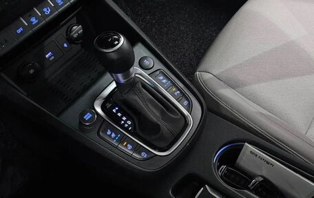 Hyundai Kona I, 2022 год, 1 680 000 рублей, 9 фотография