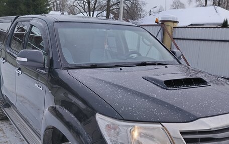 Toyota Hilux VII, 2013 год, 2 007 000 рублей, 2 фотография