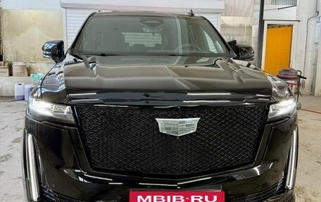 Cadillac Escalade V, 2024 год, 16 500 000 рублей, 3 фотография