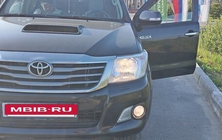 Toyota Hilux VII, 2013 год, 2 007 000 рублей, 6 фотография