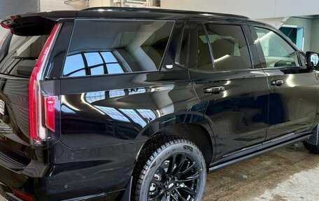 Cadillac Escalade V, 2024 год, 16 500 000 рублей, 8 фотография