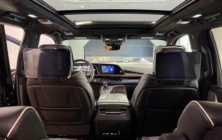 Cadillac Escalade V, 2024 год, 16 500 000 рублей, 21 фотография