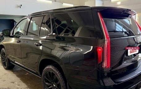 Cadillac Escalade V, 2024 год, 16 500 000 рублей, 11 фотография