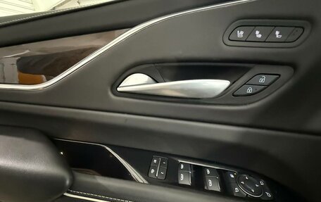 Cadillac Escalade V, 2024 год, 16 500 000 рублей, 37 фотография