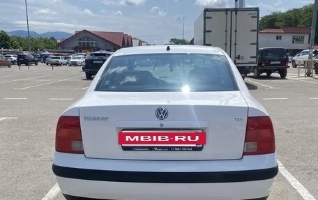 Volkswagen Passat B5+ рестайлинг, 1998 год, 600 000 рублей, 3 фотография