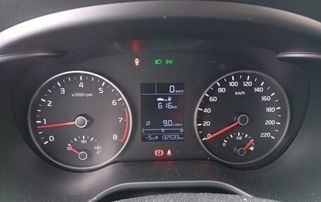 KIA Rio IV, 2018 год, 950 000 рублей, 2 фотография