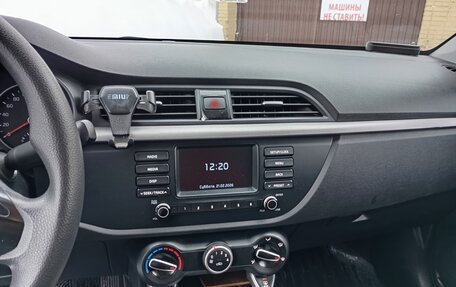 KIA Rio IV, 2018 год, 950 000 рублей, 3 фотография