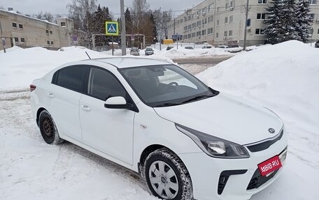 KIA Rio IV, 2018 год, 950 000 рублей, 15 фотография