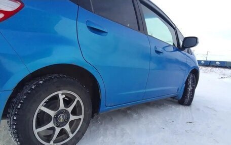 Honda Fit III, 2009 год, 750 000 рублей, 4 фотография