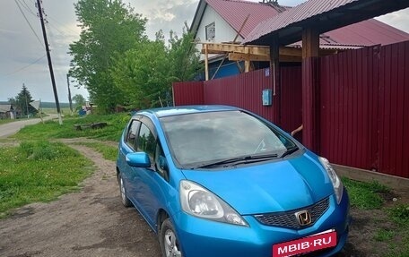Honda Fit III, 2009 год, 750 000 рублей, 8 фотография