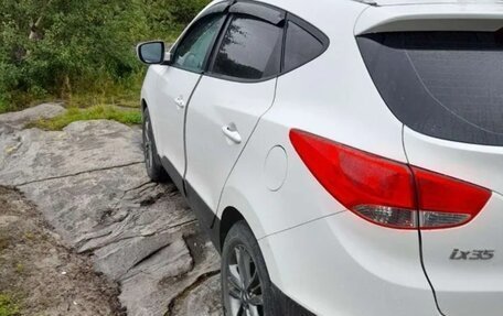 Hyundai ix35 I рестайлинг, 2013 год, 1 550 000 рублей, 2 фотография