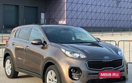 KIA Sportage IV рестайлинг, 2018 год, 1 997 000 рублей, 3 фотография