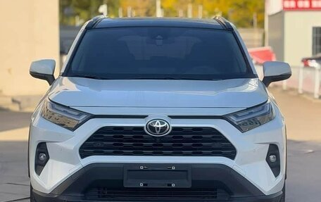 Toyota RAV4, 2024 год, 3 198 002 рублей, 4 фотография