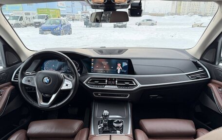 BMW X7, 2021 год, 10 100 000 рублей, 5 фотография