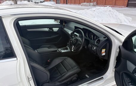 Mercedes-Benz C-Класс, 2012 год, 1 300 000 рублей, 14 фотография