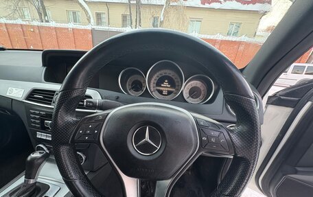 Mercedes-Benz C-Класс, 2012 год, 1 300 000 рублей, 18 фотография
