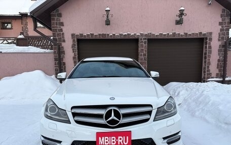 Mercedes-Benz C-Класс, 2012 год, 1 300 000 рублей, 3 фотография