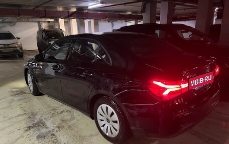 Mercedes-Benz A-Класс, 2019 год, 2 150 000 рублей, 13 фотография