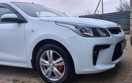 KIA Rio IV, 2019 год, 1 380 000 рублей, 3 фотография