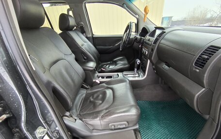 Nissan Navara (Frontier), 2006 год, 870 000 рублей, 5 фотография