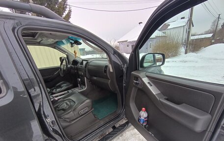 Nissan Navara (Frontier), 2006 год, 870 000 рублей, 4 фотография