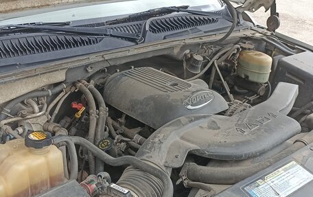 Chevrolet Suburban, 2001 год, 1 900 000 рублей, 13 фотография