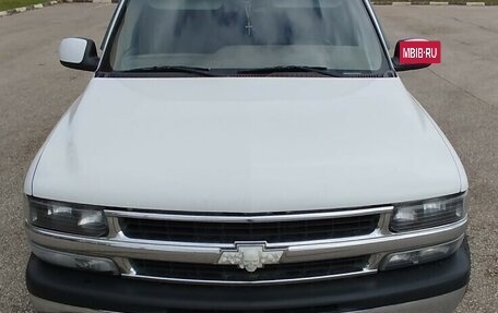 Chevrolet Suburban, 2001 год, 1 900 000 рублей, 3 фотография