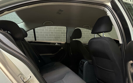 Volkswagen Jetta VI, 2014 год, 1 279 000 рублей, 11 фотография