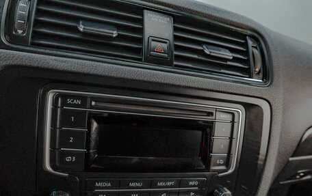 Volkswagen Jetta VI, 2015 год, 999 000 рублей, 13 фотография