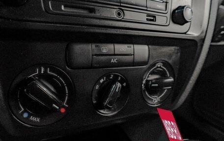 Volkswagen Jetta VI, 2015 год, 999 000 рублей, 14 фотография