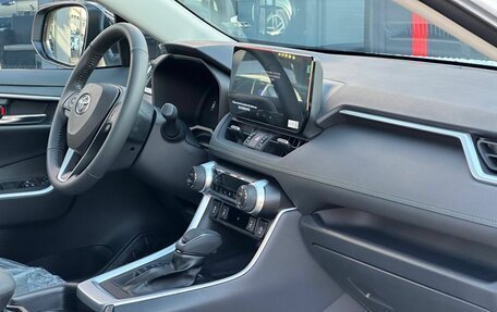 Toyota RAV4, 2025 год, 3 999 000 рублей, 27 фотография