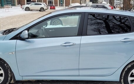 Hyundai Solaris II рестайлинг, 2013 год, 950 000 рублей, 10 фотография