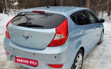 Hyundai Solaris II рестайлинг, 2013 год, 950 000 рублей, 8 фотография