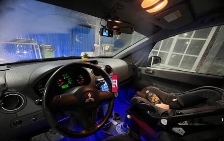 Mitsubishi Colt VI рестайлинг, 2006 год, 500 000 рублей, 7 фотография