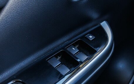 Mitsubishi L200 IV рестайлинг, 2020 год, 3 499 000 рублей, 22 фотография