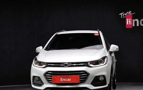 Chevrolet Trax, 2022 год, 1 070 000 рублей, 2 фотография