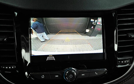 Chevrolet Trax, 2022 год, 1 070 000 рублей, 12 фотография