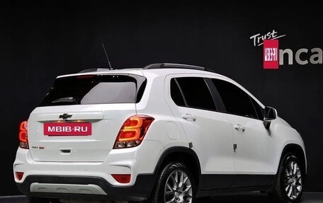 Chevrolet Trax, 2022 год, 1 070 000 рублей, 3 фотография