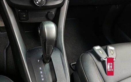 Chevrolet Trax, 2022 год, 1 070 000 рублей, 13 фотография