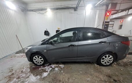 Hyundai Solaris II рестайлинг, 2016 год, 450 000 рублей, 5 фотография