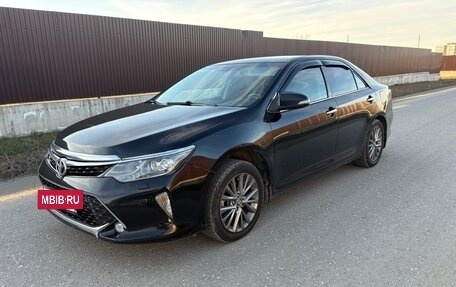 Toyota Camry, 2014 год, 1 540 000 рублей, 2 фотография