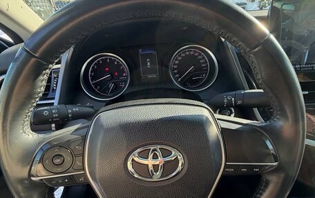 Toyota Camry, 2023 год, 2 800 000 рублей, 16 фотография