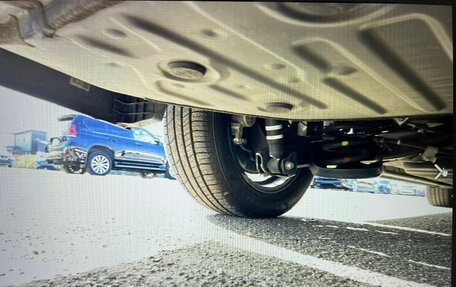 Toyota Noah III, 2019 год, 2 570 000 рублей, 14 фотография