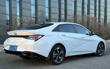 Hyundai Elantra, 2022 год, 1 260 000 рублей, 4 фотография