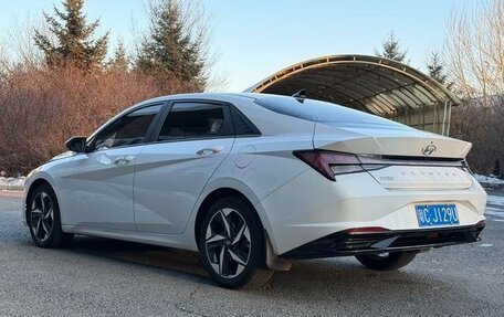 Hyundai Elantra, 2022 год, 1 260 000 рублей, 6 фотография