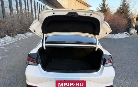 Hyundai Elantra, 2022 год, 1 260 000 рублей, 20 фотография