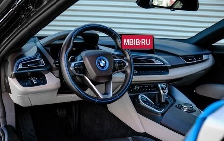 BMW i8 I рестайлинг, 2016 год, 6 969 000 рублей, 12 фотография