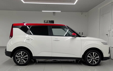 KIA Soul III, 2020 год, 1 950 000 рублей, 8 фотография