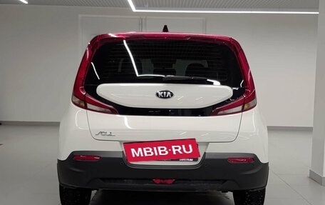 KIA Soul III, 2020 год, 1 950 000 рублей, 10 фотография