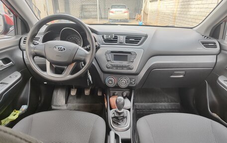 KIA Rio III рестайлинг, 2015 год, 1 100 000 рублей, 8 фотография